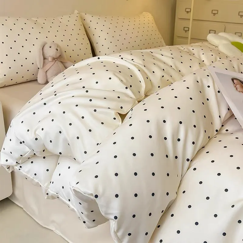 The Feelz polka dot bed sheet