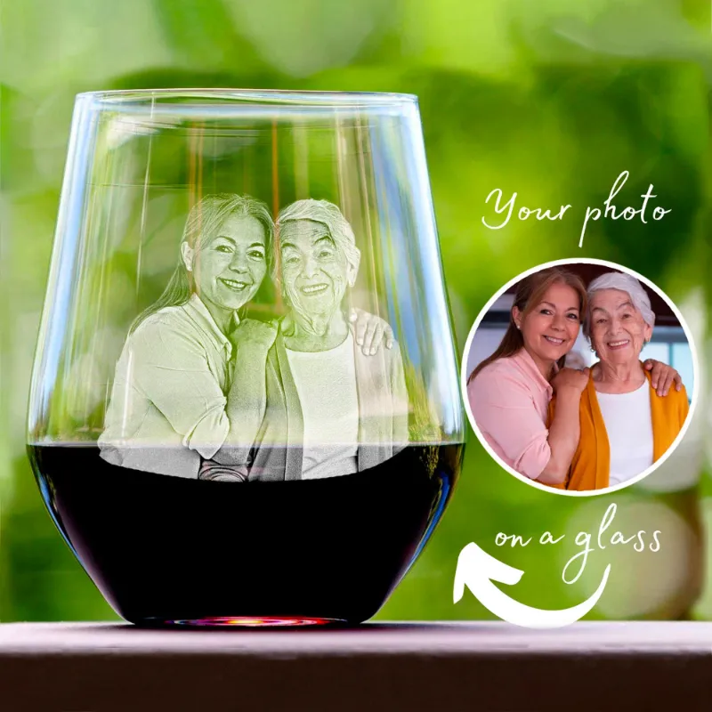 Lucy Engraving personalized wine glasses