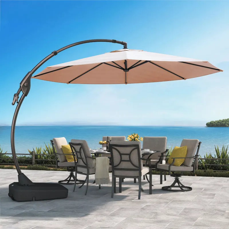 Grand Patio big umbrella