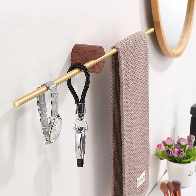 Index Bath towel rack with towels