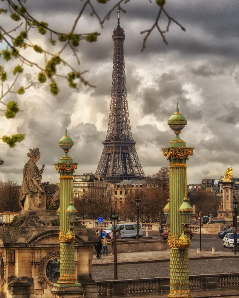 Maikoo Art eiffel tower color coloring art