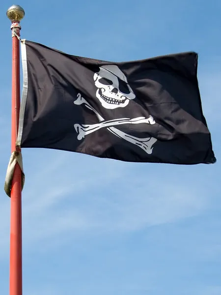 Jolly pirates flag with skull design