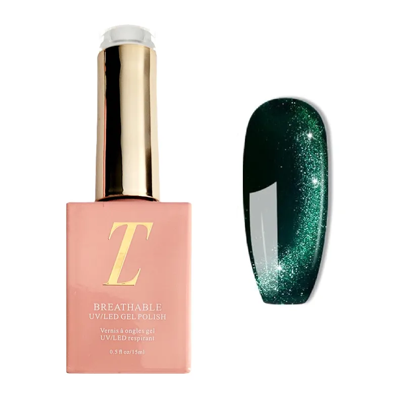 Tuesday in Love emerald green cat's eye nails