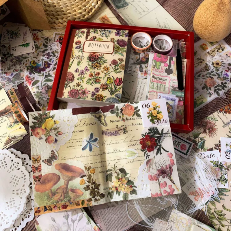 TTpen scrapbook kit with crafting supplies